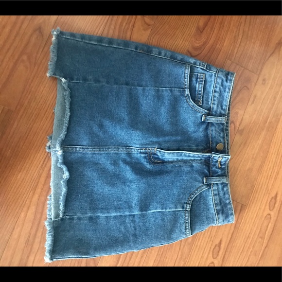 FOREVER 21 DENIM SKIRT - Picture 3 of 3